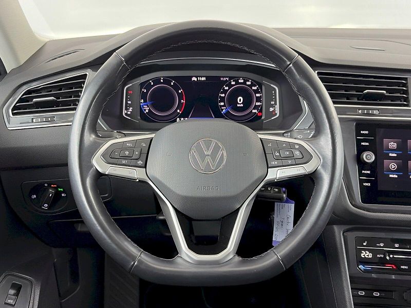 Volkswagen Tiguan Allspace (2022) Life 1.5 TSI 110kW - fotka 9 z 31
