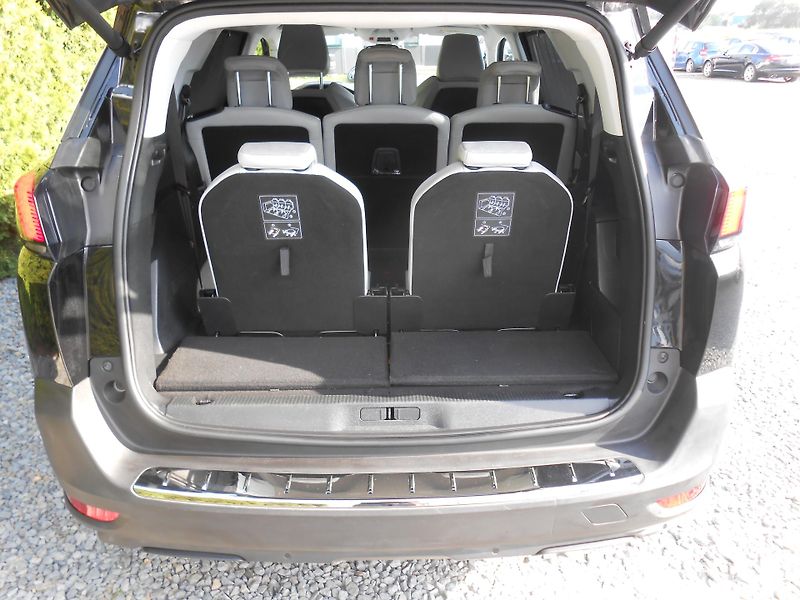 Peugeot 5008 Allure, Kůže,7míst - fotka 24 z 42