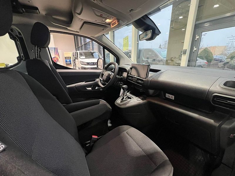 Opel Combo (2026) Crew Van L2 1,5 CDTi 102k MT6 - fotka 8 z 13