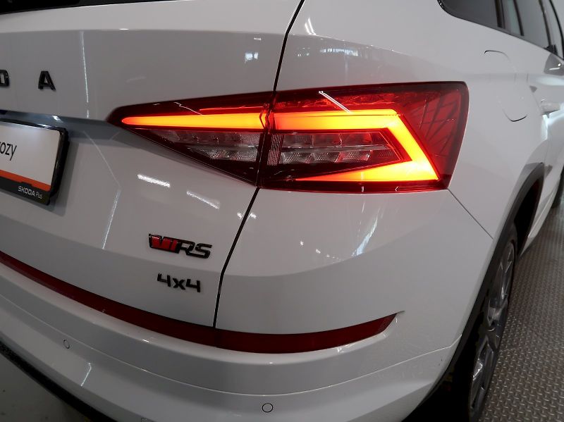 Škoda Kodiaq (2020) RS 2.0TDI 176KW 4x4 DSG TAŽNÉ - fotka 11 z 51