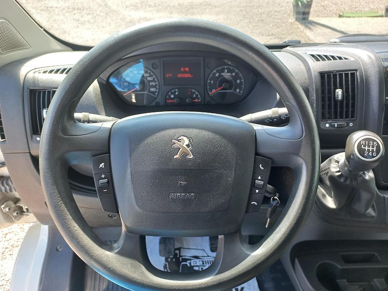 Peugeot Boxer (2020) 2.2HDi 121kW ČR DPH - fotka 12 z 16