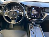 Volvo XC60 D4 AWD MOMENTUM - náhled 11