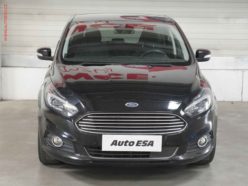 Ford S-MAX (2016) 2.0 TDCi, 2.maj,ČR, AT, park - fotka 2 z 17