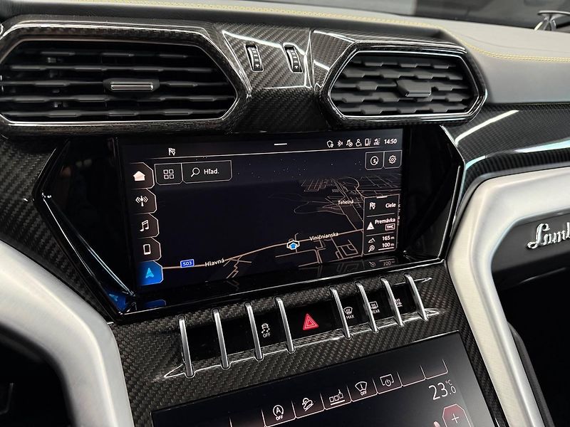 Lamborghini Urus (2020) 4.0 V8 Mansory 700koní - fotka 44 z 46