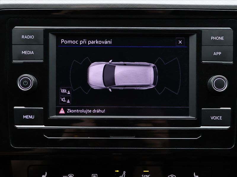 Volkswagen Passat 1,5 TSI 110kW DSG Business DPH - fotka 20 z 30