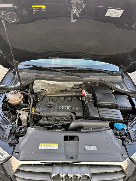 Audi Q3 (2018) S-LINE 2.0 TFSI 147KW PREMIUM+ - fotka 9 z 39