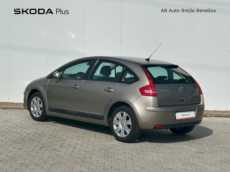 Citroën C4 (2009) 1.4i 16V 65kW - fotka 7 z 21