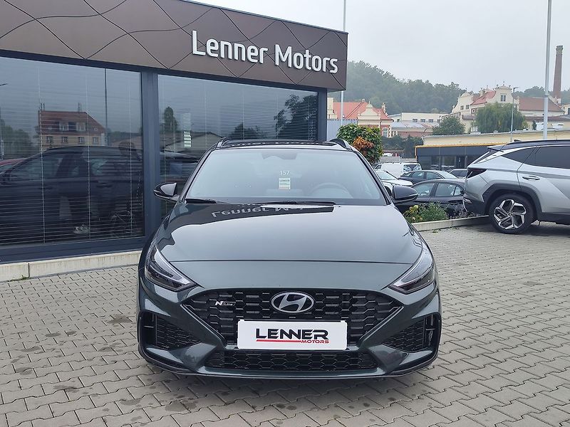 Hyundai i30 1.5 T-GDI/103kW N-Line DCT - fotka 2 z 35