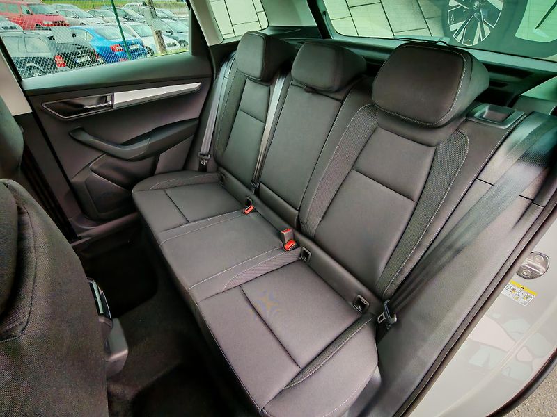 Škoda Karoq (2026) Classic 1.5 TSI 6MP - fotka 12 z 18