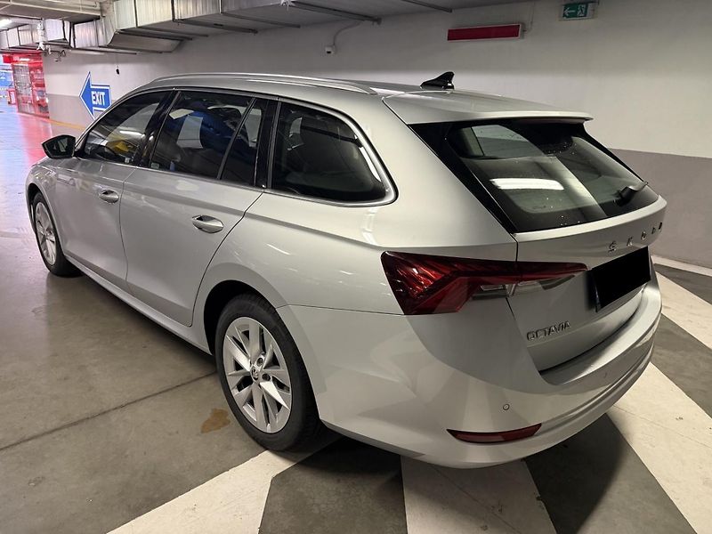 Škoda Octavia (2023) 1.5 TSi G-Tec 96kw DSG Style - fotka 3 z 13