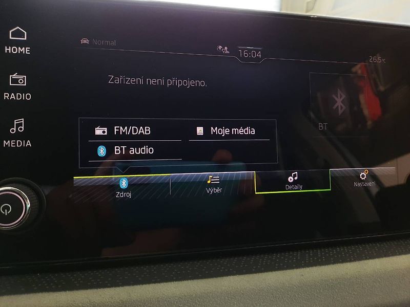 Škoda Kamiq (2024) 1.0 TSI (85kW/115k) Top Select - fotka 18 z 24