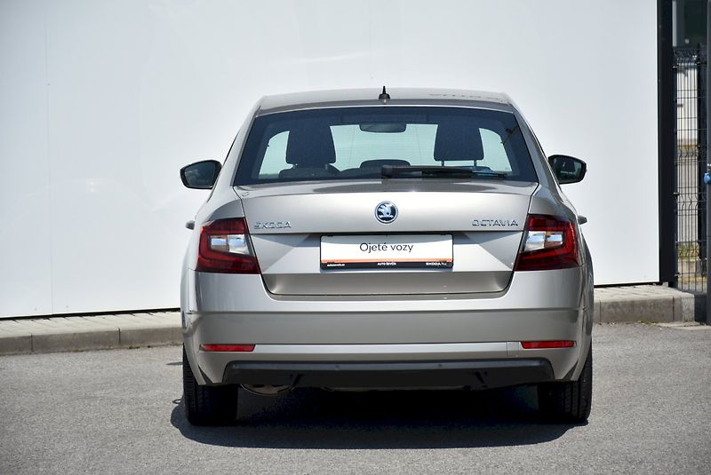 Škoda Octavia (2018) STYLE 110/1.4TSI 6MP - fotka 11 z 24