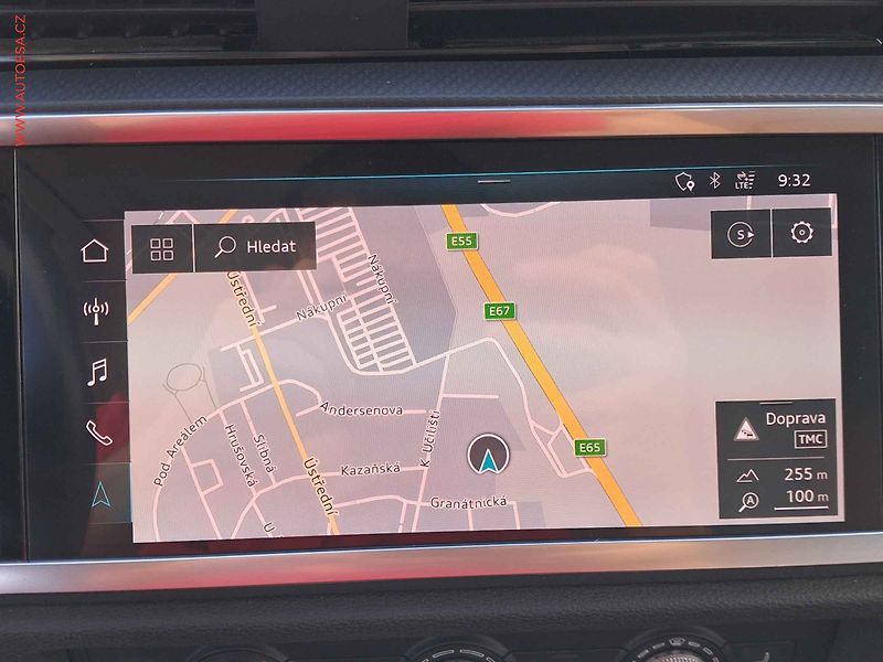 Audi Q3 (2020) 2.0 TDi Quattro, AT, LED, TZ - fotka 20 z 22