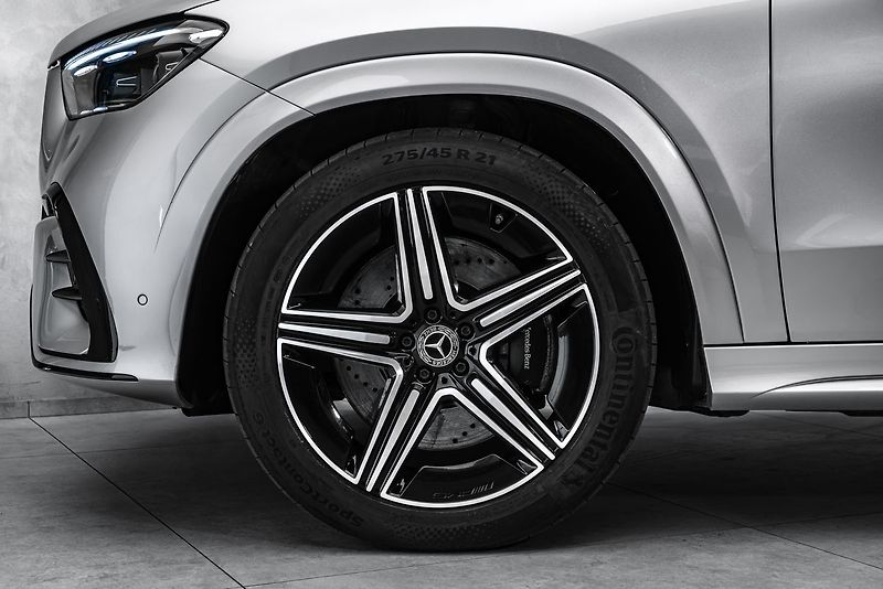 Mercedes-Benz GLE 450d 4M AMG Nezávislé Vzduch - fotka 2 z 24