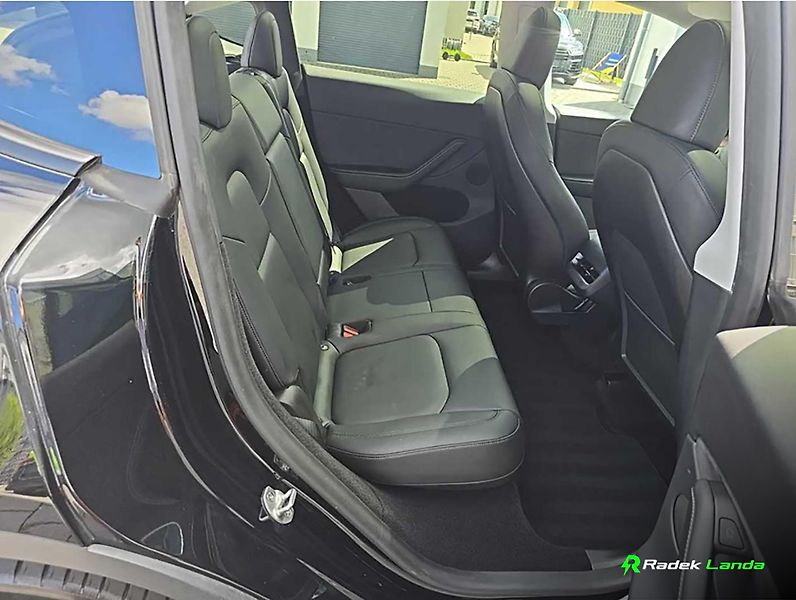 Tesla Model Y (2023) Berlín, 20