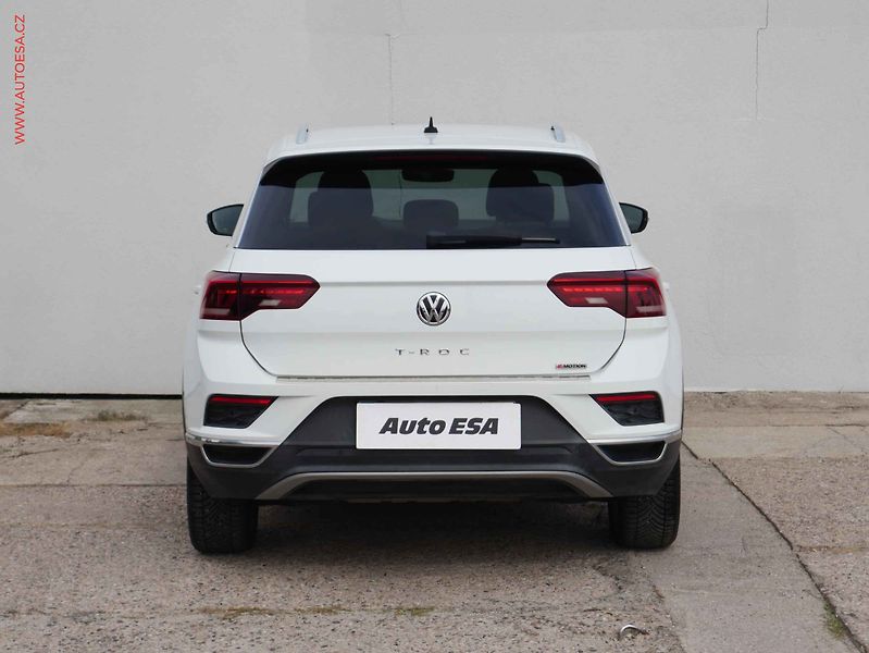Volkswagen T-Roc (2018) 2.0 TSi 4x4, DSG, LED, navi - fotka 5 z 18