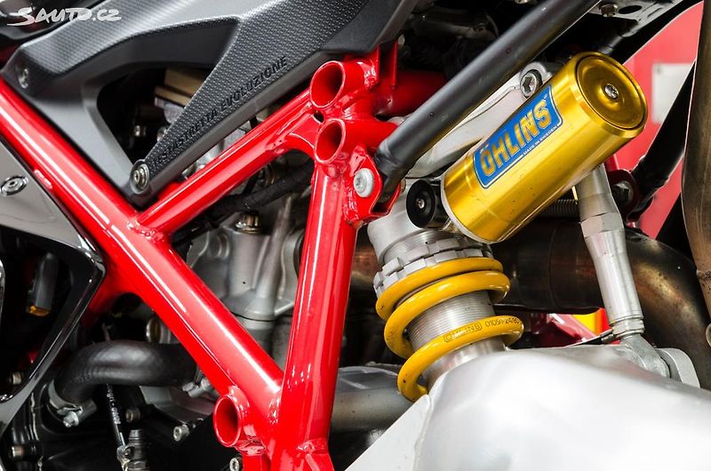 Ducati 1198 S Corse Special Edition - fotka 23 z 26