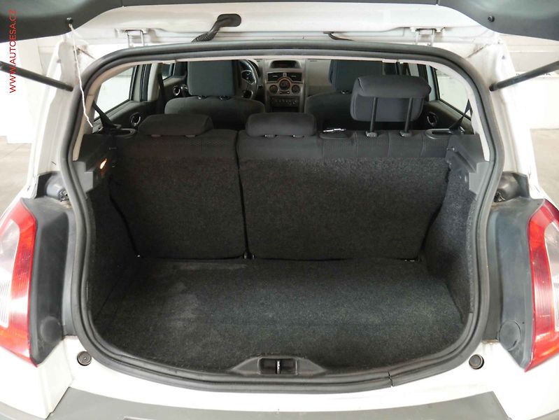 Renault Mégane (2003) 1.6i, ČR, AC, temp - fotka 7 z 15