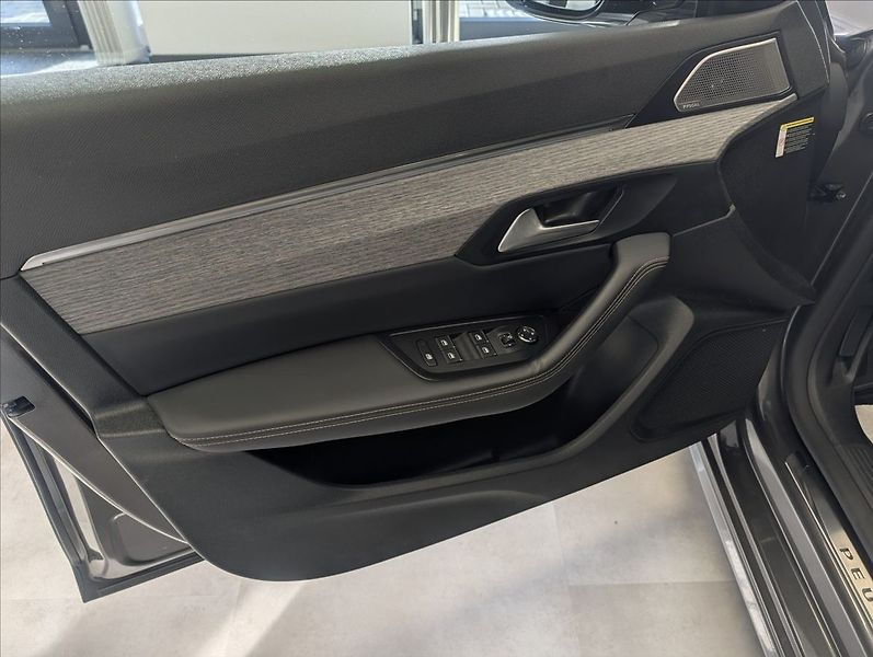 Peugeot 508 2.0 GT - fotka 11 z 31