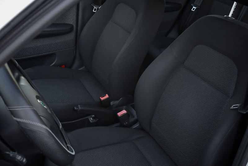 Škoda Fabia 1.4 AUTOMAT - fotka 17 z 21