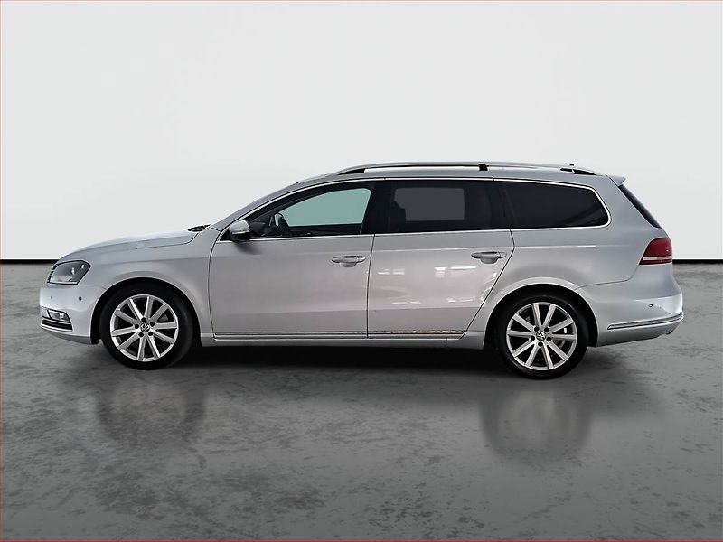 Volkswagen Passat (2011) 2.0 TDI, Navi, Tempomat - fotka 3 z 19