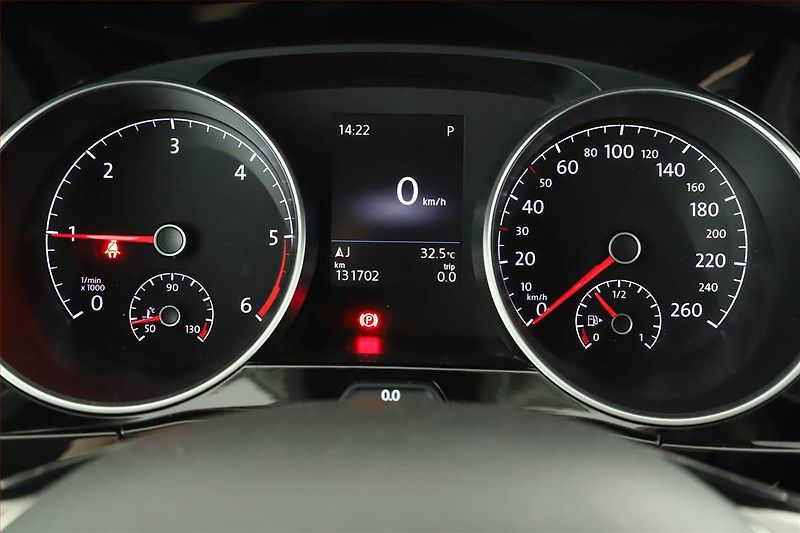 Volkswagen Touran (2020) Highline 2.0 TDI - fotka 8 z 21