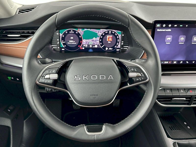 Škoda Octavia (2025) Combi 1.5TSI 110kW Exclusive S - fotka 9 z 34