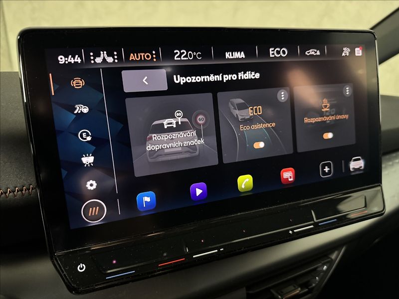 Cupra Born 150kW LED Kamera Tepelko - fotka 30 z 47