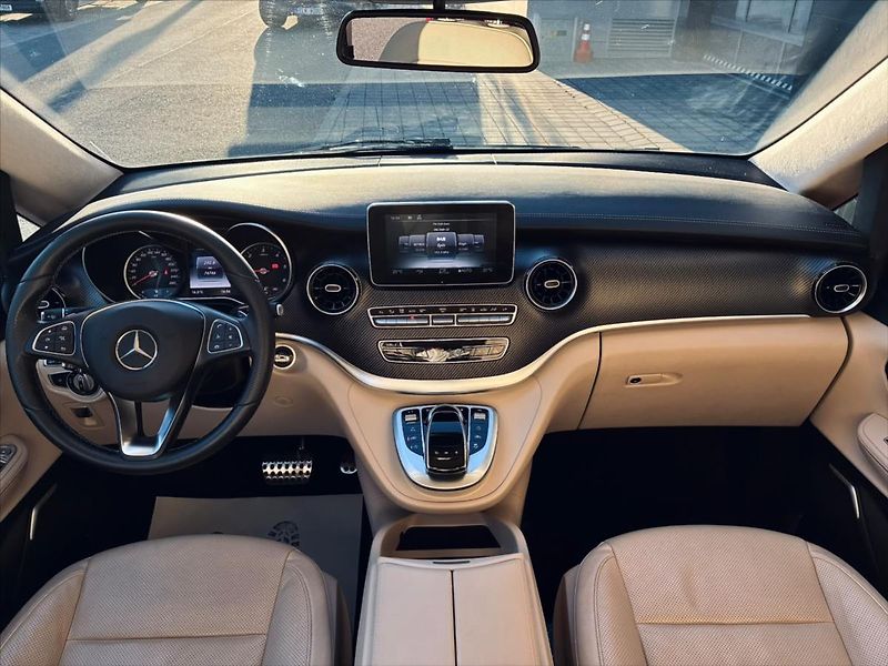 Mercedes-Benz Třídy V 2,0 300 d / Exclusive / L / 4M - fotka 16 z 21