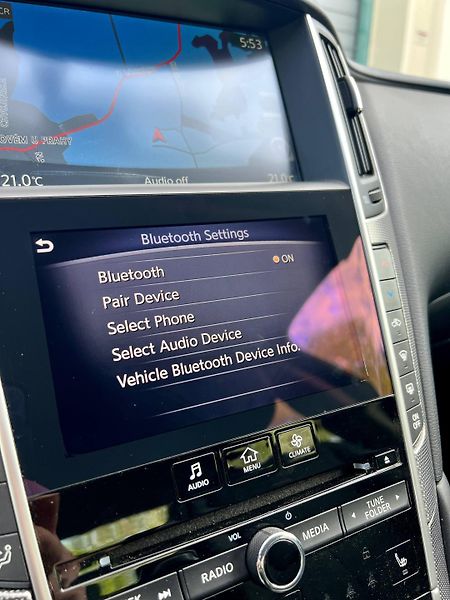 Infiniti Q50 (2014) REPREZENTATIVNÍ SEDAN TOP VÝBA - fotka 19 z 29