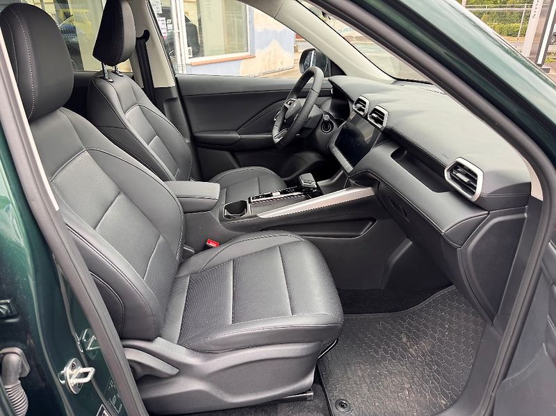 MG ZS (2026) 1,5l Hybrid + (197k) Exclusive - fotka 15 z 39