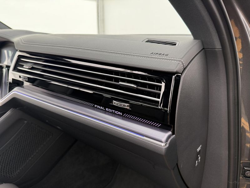 Volkswagen Touareg 3.0Tdi*210kw*DPH*Final-Edition - fotka 22 z 50