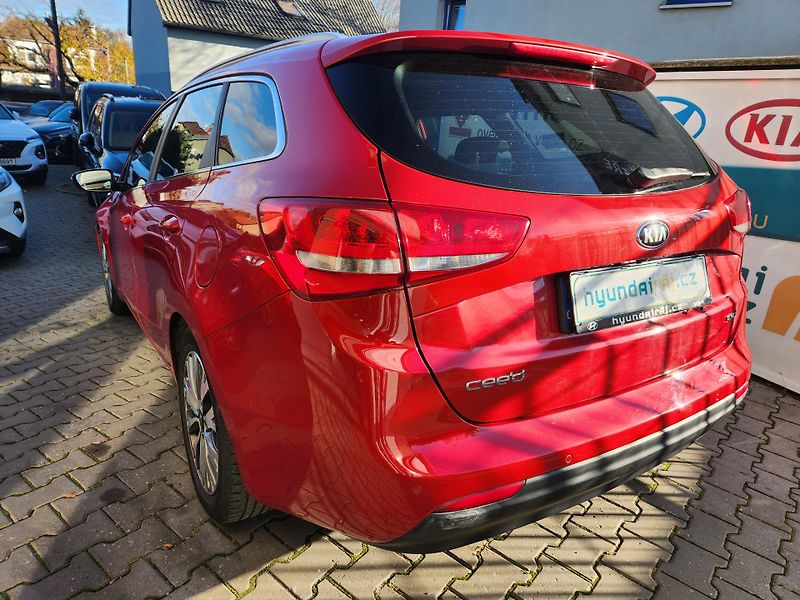 Kia Ceed (2018) 1.6-VESTAVBA TAXI - fotka 7 z 13