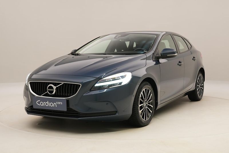 Volvo V40 T2 MOMENTUM  - fotografie inzerátu