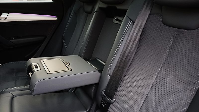 Audi Q5 2.0TDI 150kW QUATRRO S-LINE-ČR - fotka 21 z 50