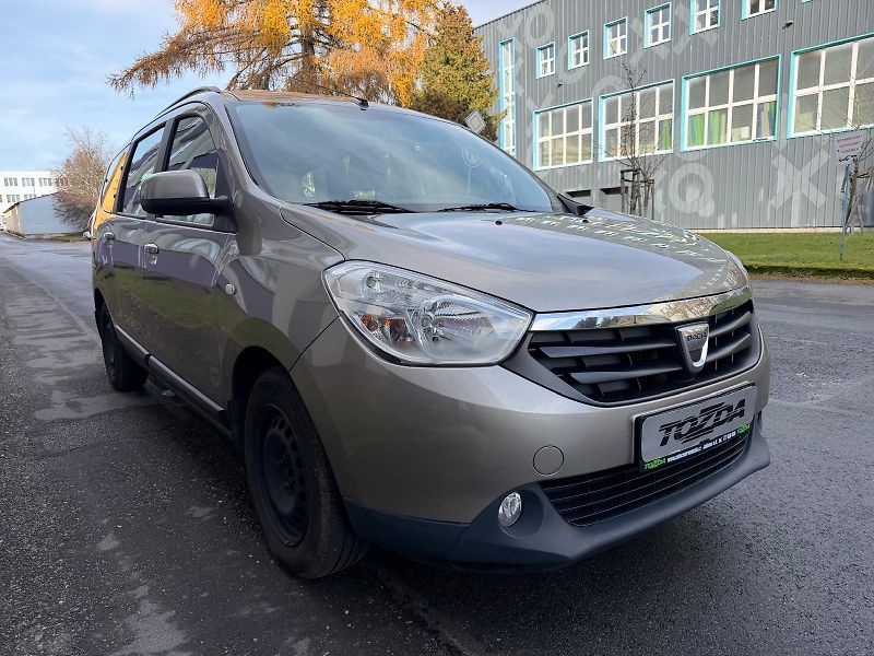 Dacia Lodgy 1,6 i / 7-míst / 1.maj./ ČR /  - fotka 6 z 24