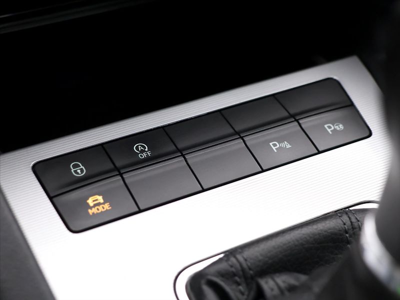 Škoda Octavia 2,0 TDI 110kW CZ Style DPH - fotka 26 z 35