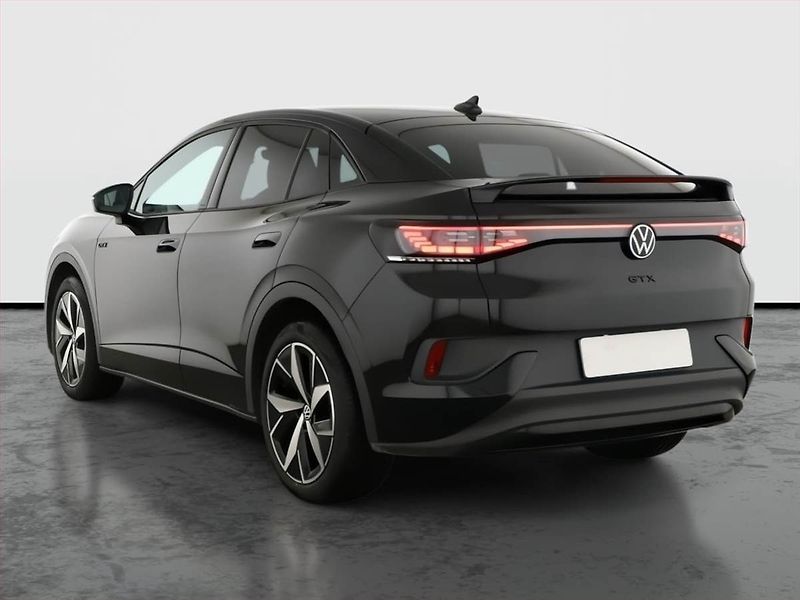 Volkswagen ID.5 (2025) GTX (82 kWh), SoH 99% - fotka 4 z 25