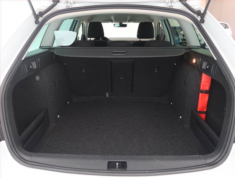 Škoda Octavia (2019) Style 2.0 TDI, Automat - fotka 14 z 19