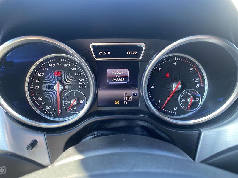 Mercedes-Benz GLE 250d 4M AMG - fotka 22 z 27