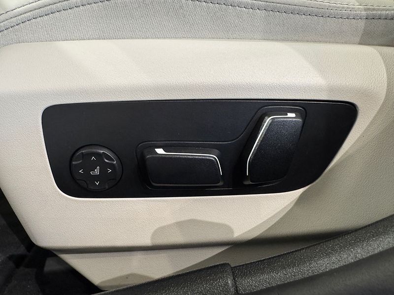 BMW Řada 5 540d xDrive, Bowers, Ventilace - fotka 18 z 34