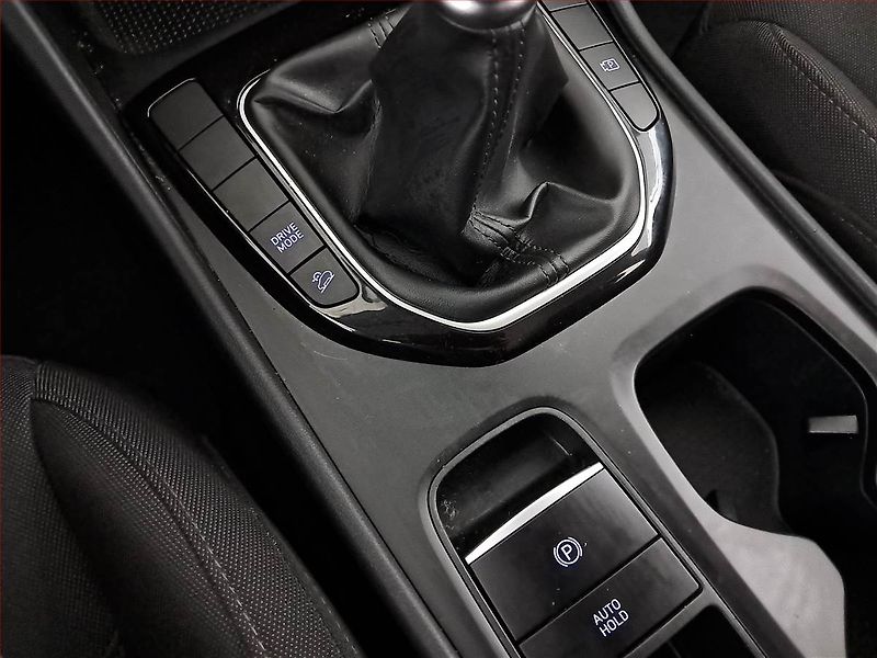 Hyundai Tucson (2022) 1.6 CRDi - fotka 19 z 20