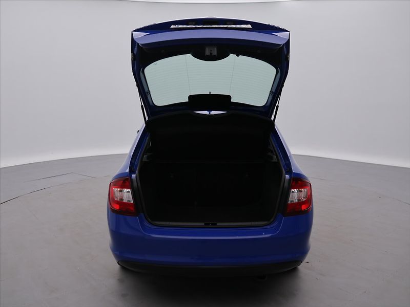 Škoda Rapid 1,0 TSI 70kW Active CZ DPH - fotka 9 z 24