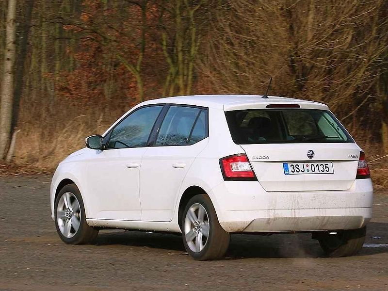 Škoda Fabia a Hyundai i20 (zleva).