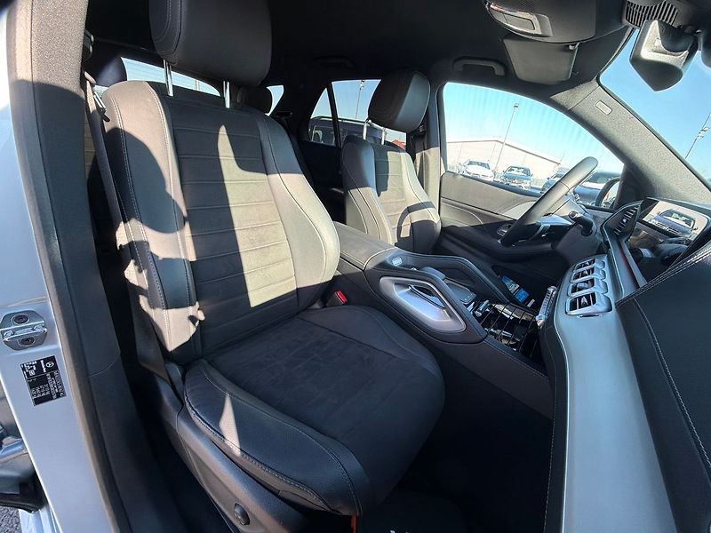 Mercedes-Benz GLE 450d 4MATIC AMG Line - fotka 28 z 33