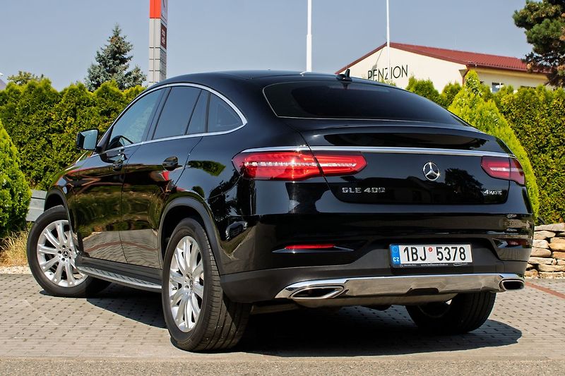 Mercedes-Benz GLE - fotka 7 z 21