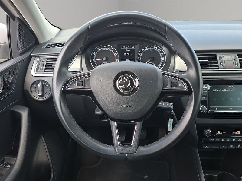 Škoda Rapid (2018) Style 1.0 TSi 81kw, DPH, tažné - fotka 10 z 23