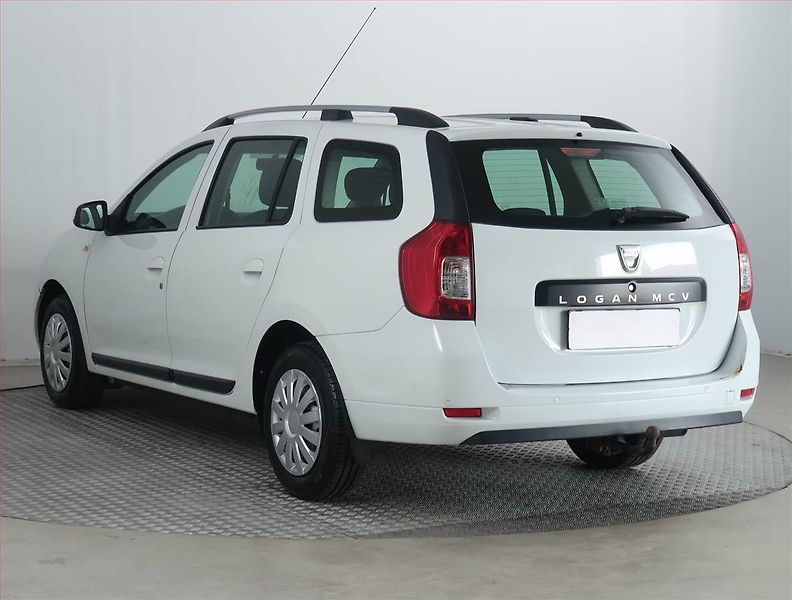 Dacia Logan (2014) 1.2 16V, po STK, Tažné - fotka 4 z 14