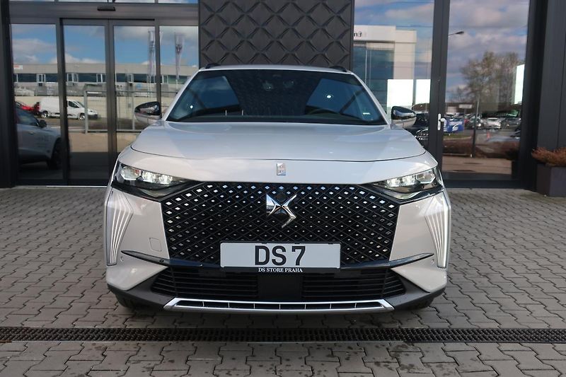 DS Automobiles DS7 (2025) EDITION FRANCE PLUG-IN HYBRID - fotka 2 z 15