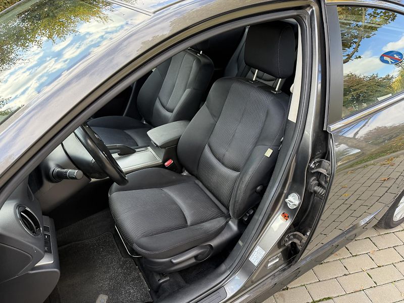Mazda 6 2.0 Active - fotka 20 z 33